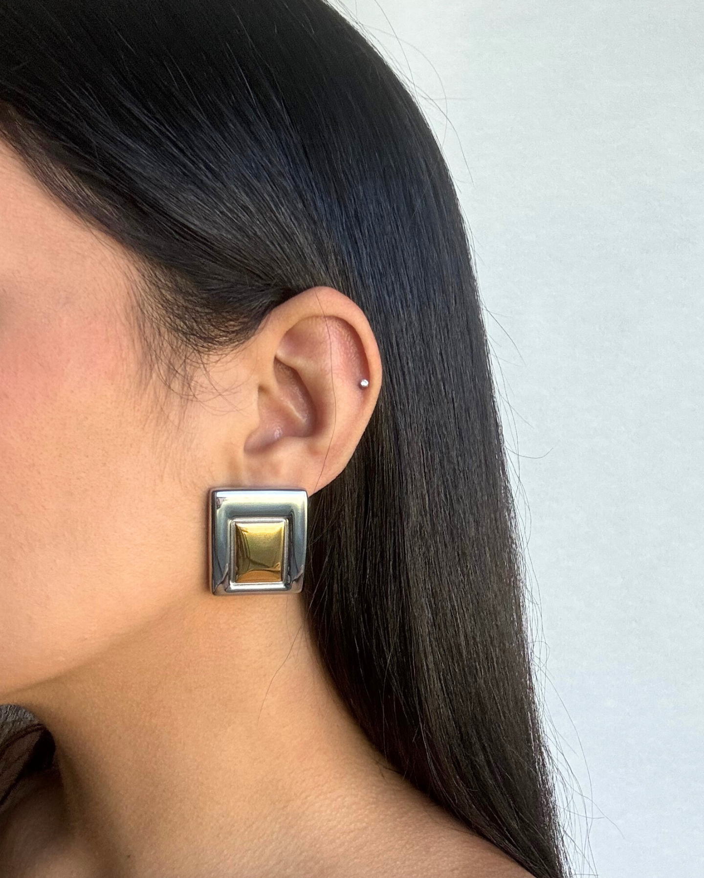 Camelia Stud Earring SS