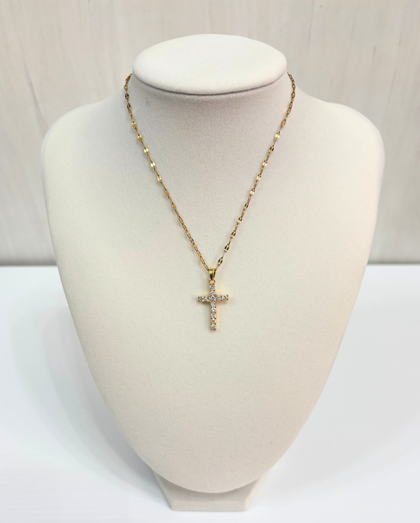 Cruz Brillo Necklace SS