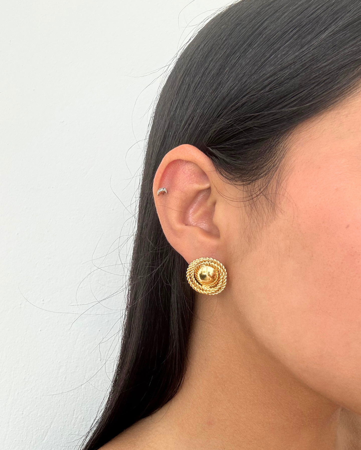 Jesica Stud Earring