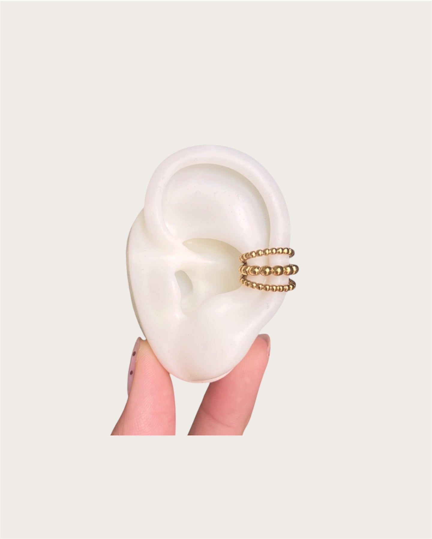 Dotty Earcuff