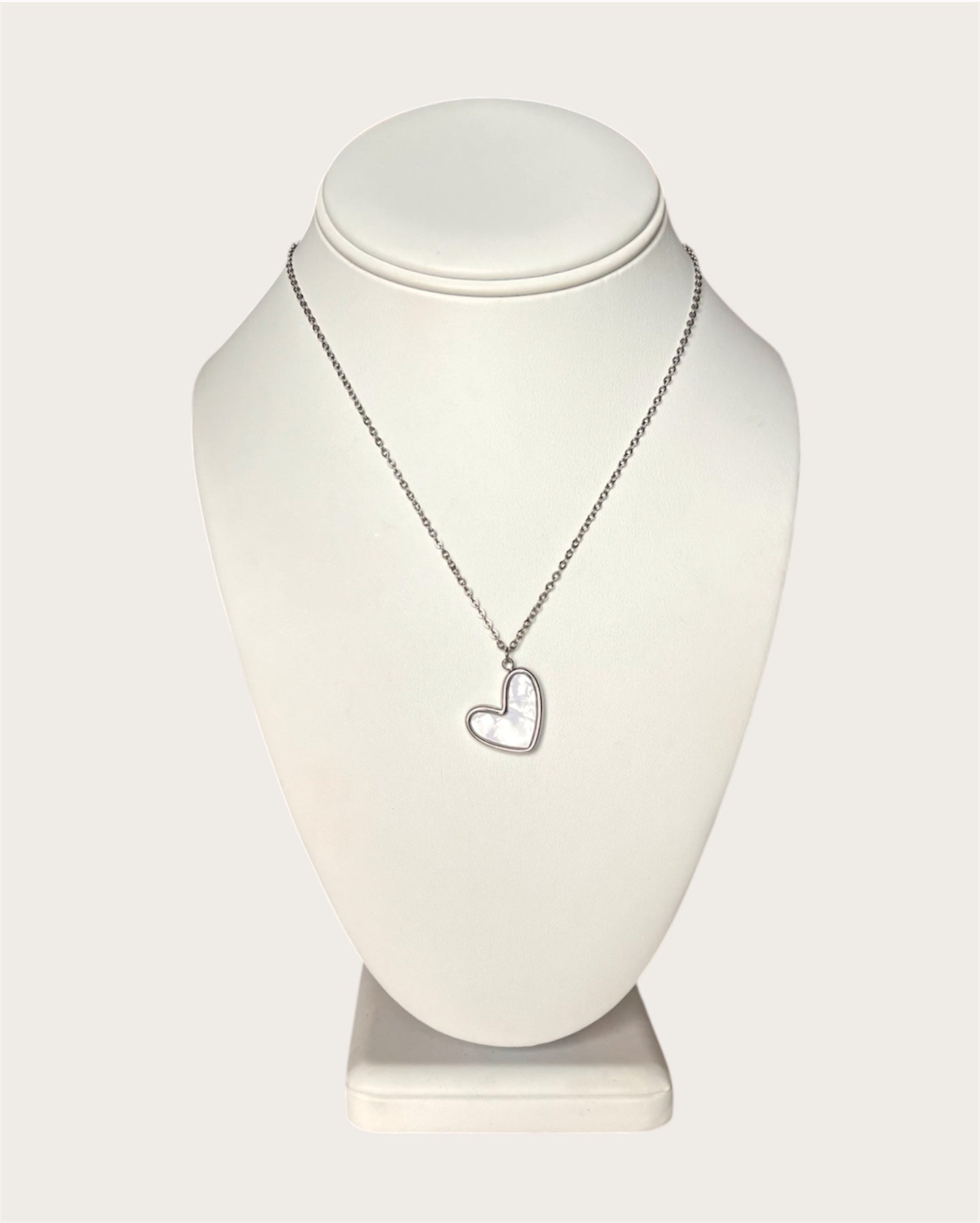 Corazón Blanco Necklace SS