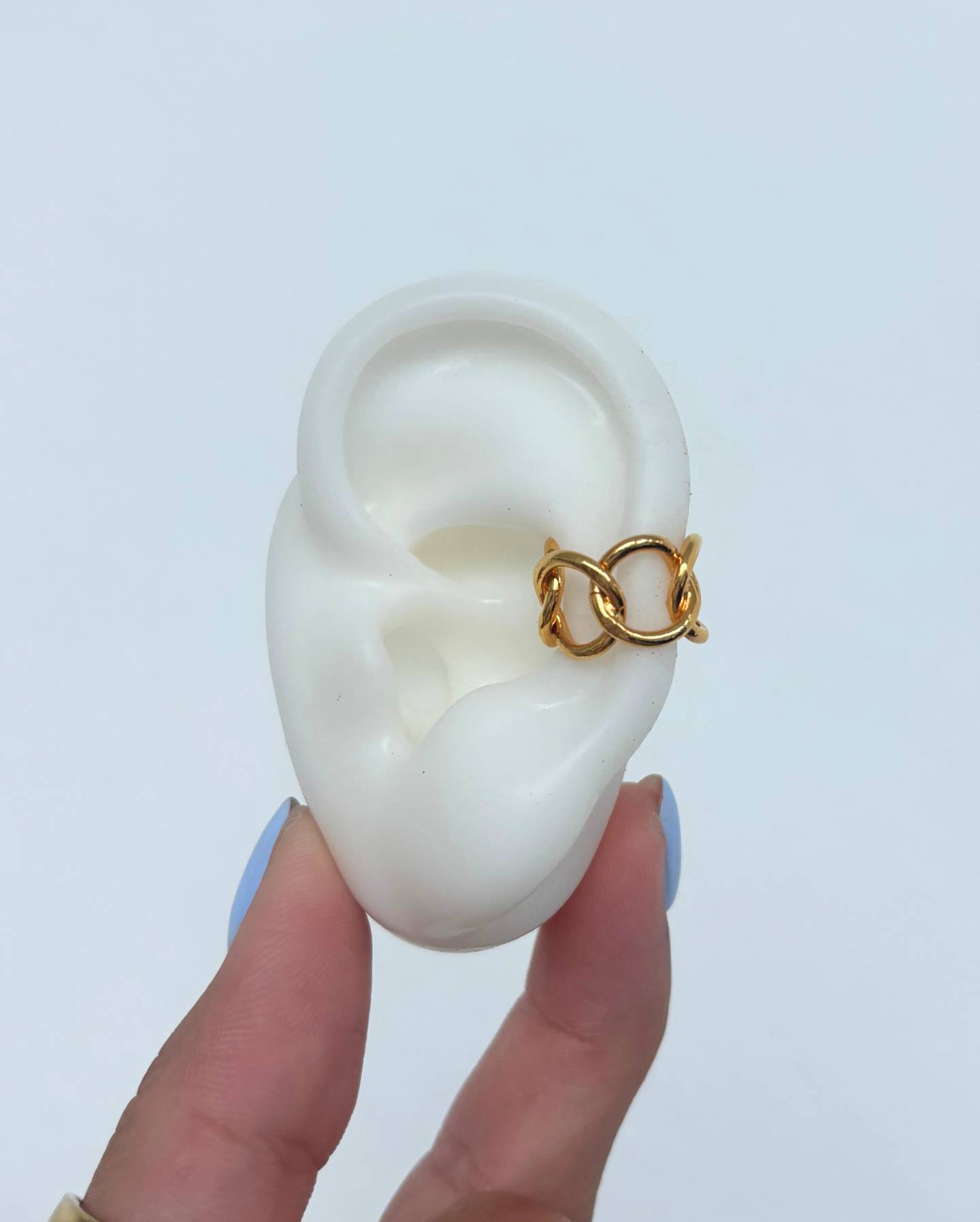 Olianis Earcuff