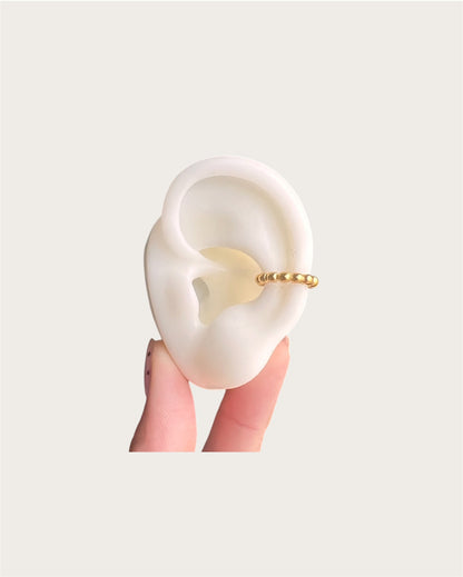 Dotty Earcuff