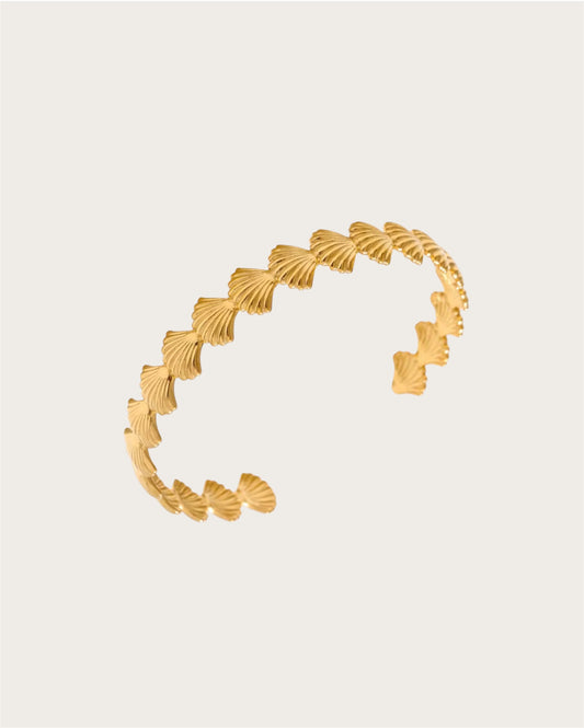 Shell Cuff Bracelet SS