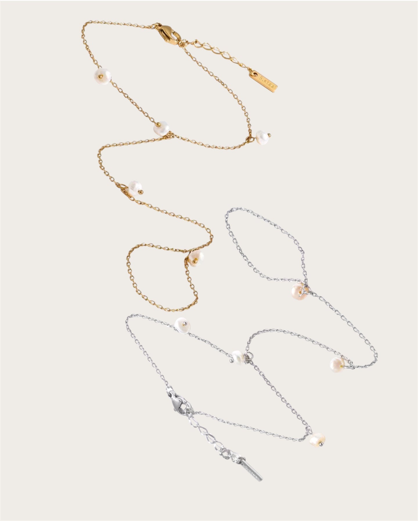Perlita Hand Chain Bracelet SS