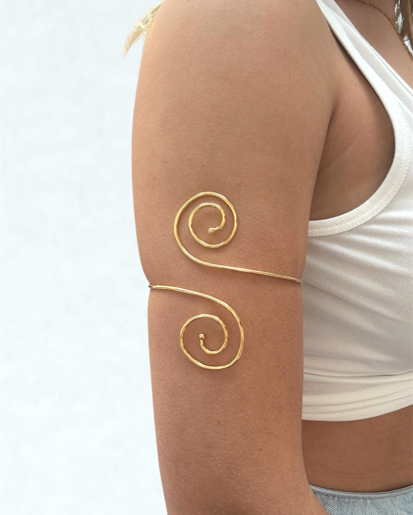 Adela ArmCuff